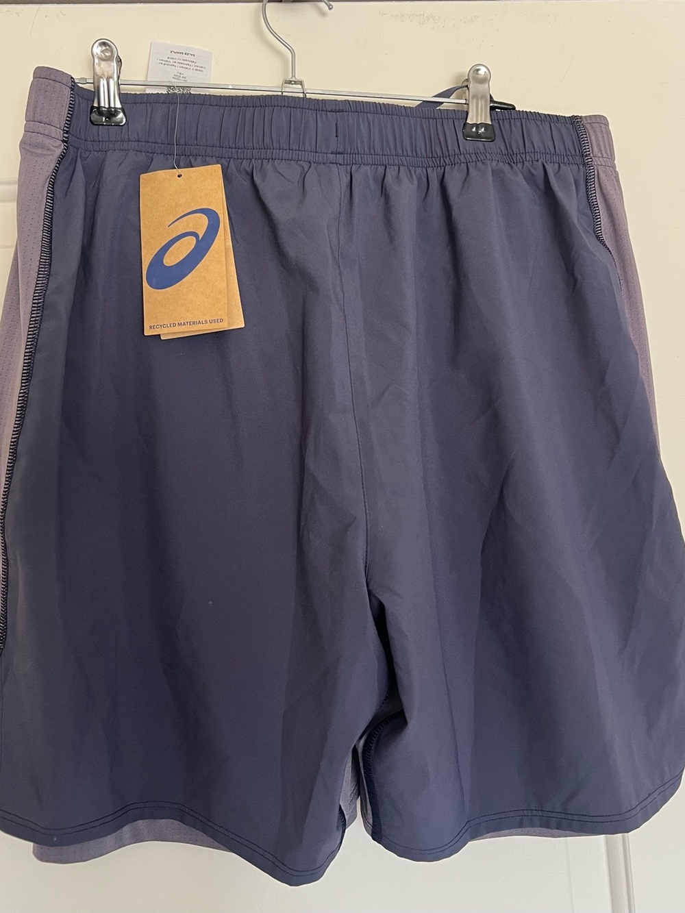NWT ASICS Silver 2N1 7IN Men’s Running Shorts Size L Indigo Fog Lavender